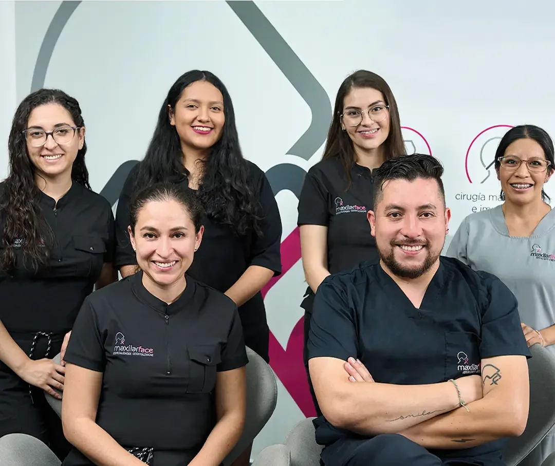 Equipo de especialistas de Maxilarface en Ambato